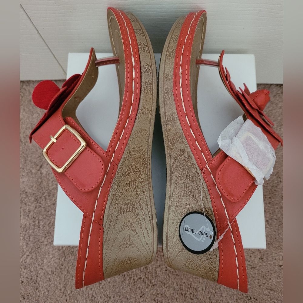 Good Choice Wedge Sandals 7.5 - Picture 4 of 13
